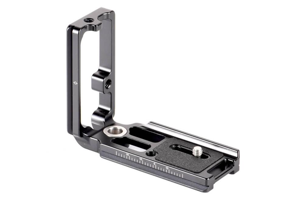 Sunwayfoto L-Bracket för Sony A7R IV & A9II med QD-uttag