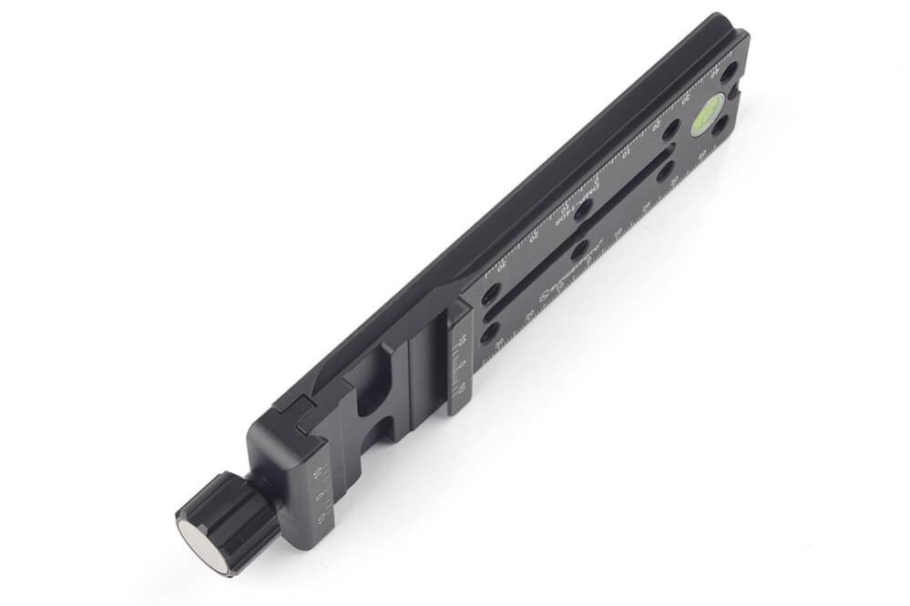 Sunwayfoto 140mm Nodalskena med dovetail-spår