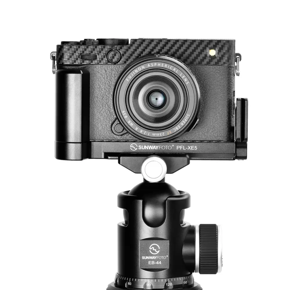 Sunwayfoto L-beslag med håndgreb til Fujifilm X-E5 (PFL-XE5)