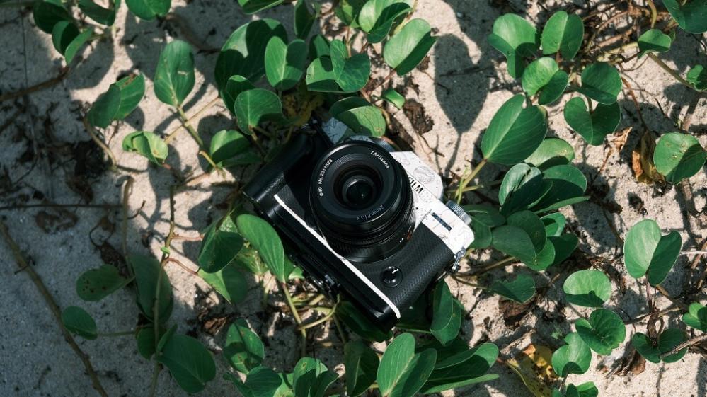 7Artisans 24mm f/1.4 objektiv APS-C för Micro 4/3