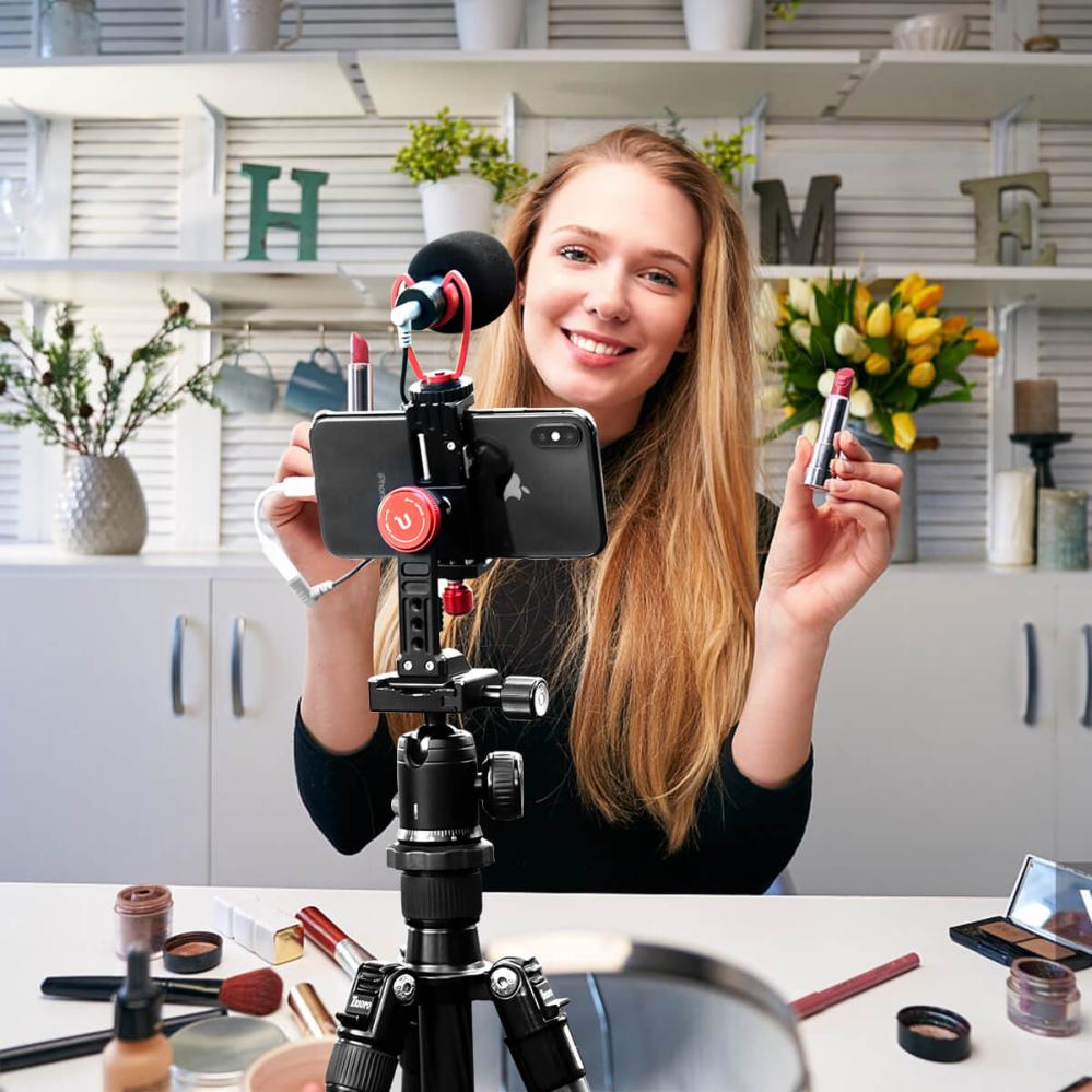 Ulanzi Mobilhållare/mobilställ med fot Ironman III med Arca Swiss design