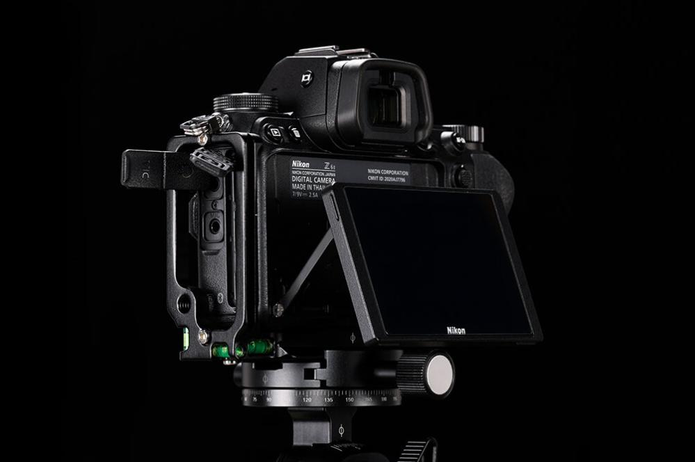 Sunwayfoto L-Bracket för Nikon Z6 II & Z7 II med QD-fäste