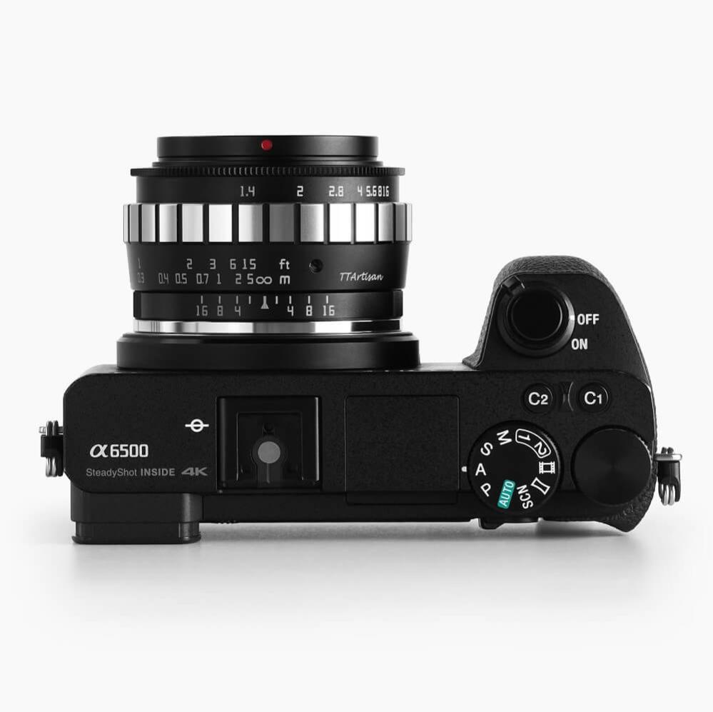 TTArtisan 23mm f/1.4 APS-C objektiv för Sony E silver