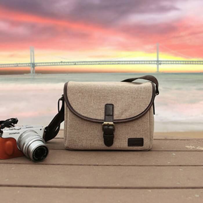 Kameraväska i canvas – khaki (25×12×18 cm)