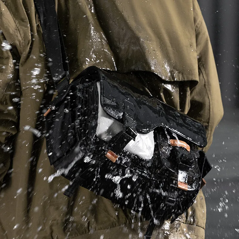 Ulanzi MS12 – vattentålig kameraväska 5,6L svart för foto & drönare