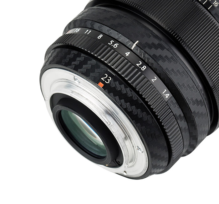 Kiwifotos Skin för Fujifilm XF 23mm f/1.4 R - Svart kolfiberfilm