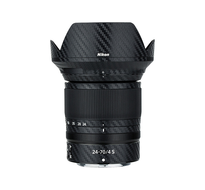 Kiwifotos Skin för Nikon Nikkor Z 24-70mm f/4 S - Svart kolfiberfilm